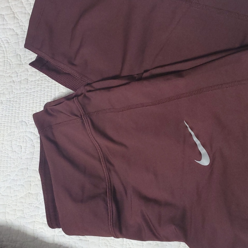Nike leggings